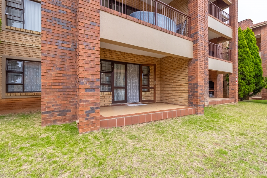 2 Bedroom Property for Sale in Honeydew Grove Gauteng