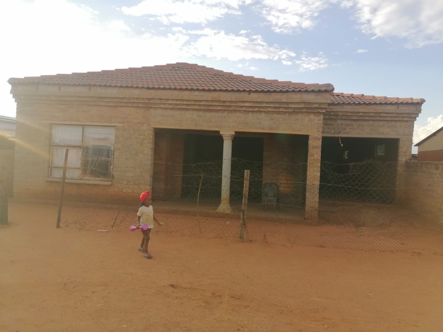 3 Bedroom Property for Sale in Polokong Gauteng