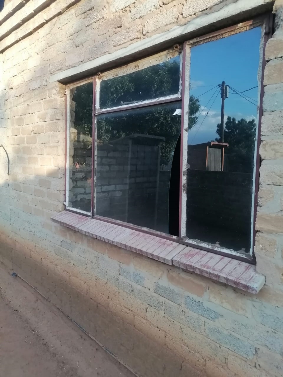 3 Bedroom Property for Sale in Polokong Gauteng