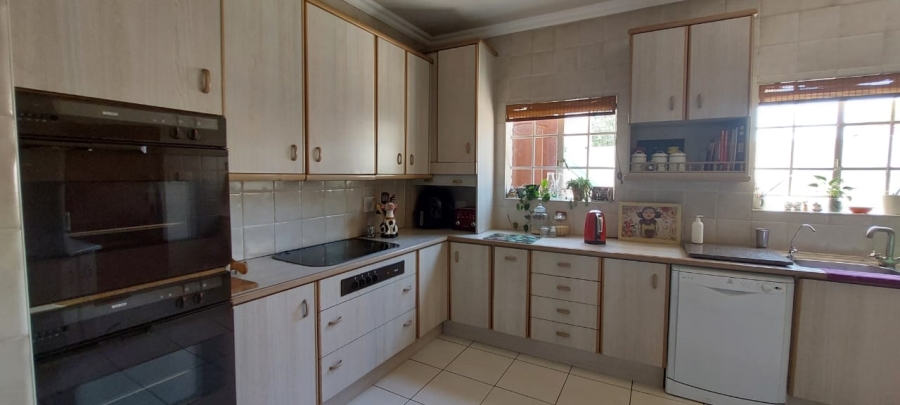 4 Bedroom Property for Sale in Noordheuwel Gauteng