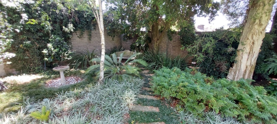 4 Bedroom Property for Sale in Noordheuwel Gauteng