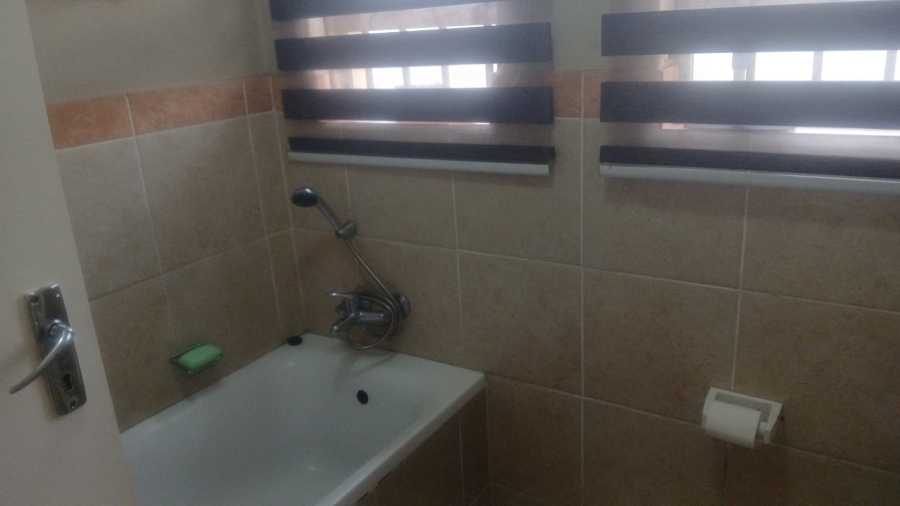 2 Bedroom Property for Sale in Lindhaven Gauteng