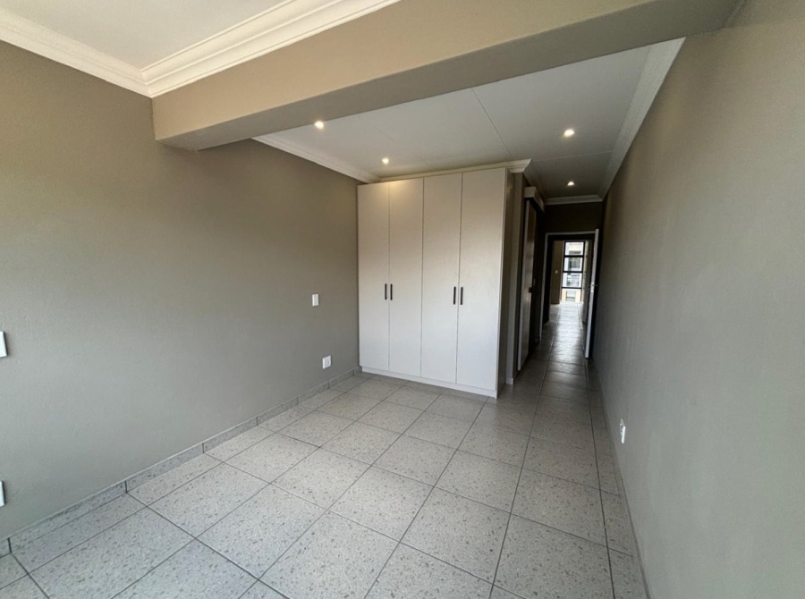 To Let 2 Bedroom Property for Rent in Ferndale Gauteng