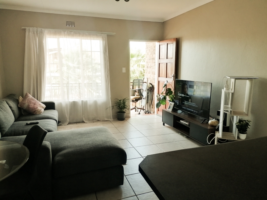 To Let 2 Bedroom Property for Rent in Strubensvallei Gauteng