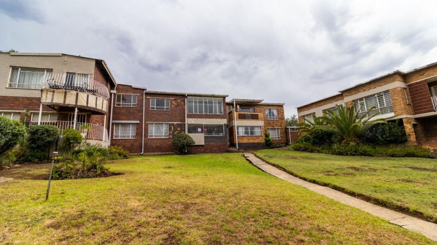 2 Bedroom Property for Sale in Townsview Gauteng