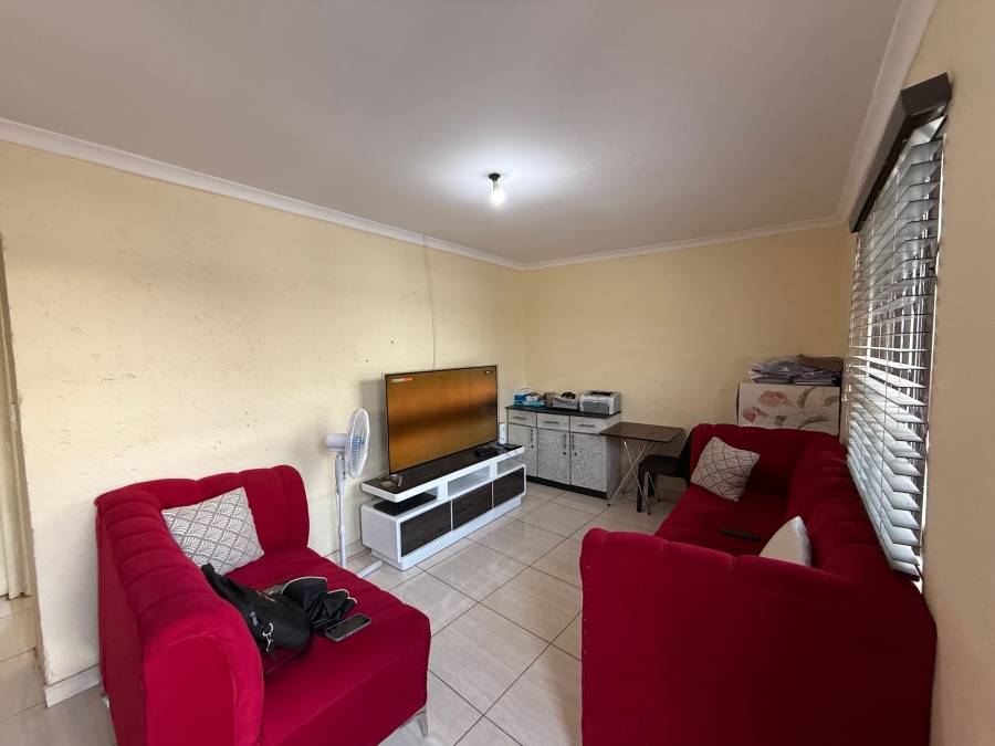 4 Bedroom Property for Sale in Lenasia South Gauteng