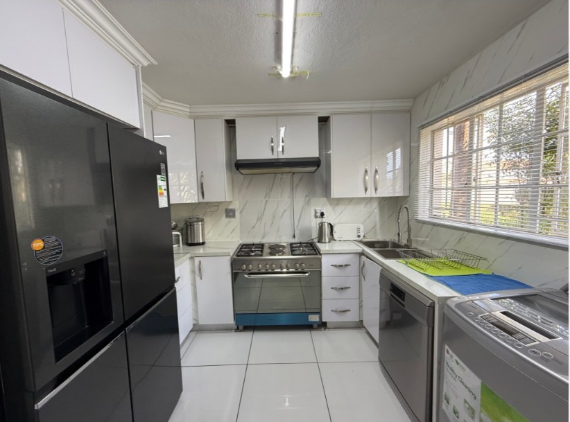 3 Bedroom Property for Sale in Bassonia Gauteng