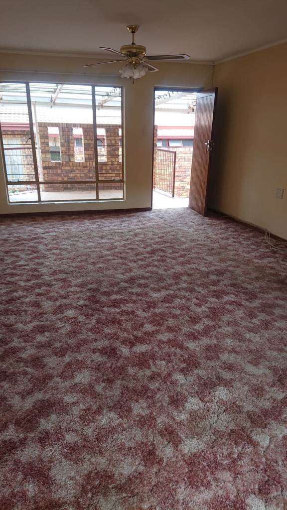 2 Bedroom Property for Sale in Amandasig Gauteng