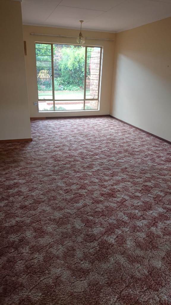 2 Bedroom Property for Sale in Amandasig Gauteng