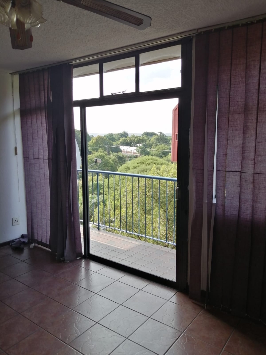 To Let 2 Bedroom Property for Rent in Kilner Park Gauteng