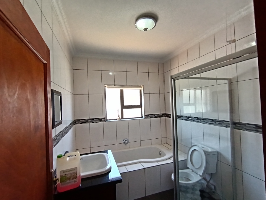 To Let 3 Bedroom Property for Rent in Roodeplaat Gauteng