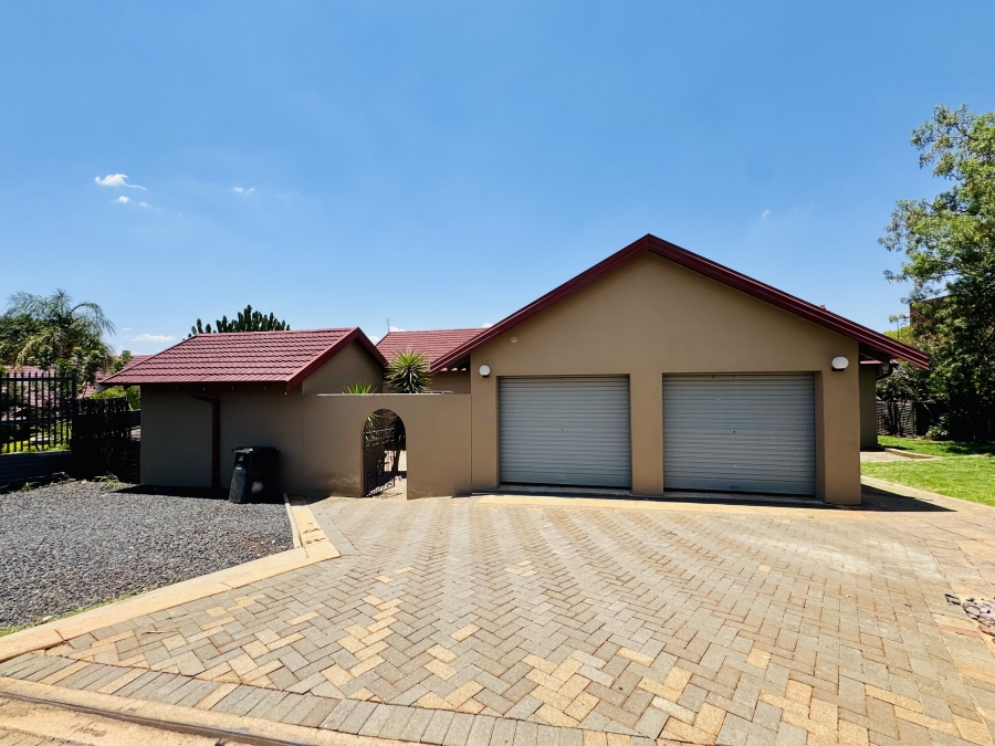 4 Bedroom Property for Sale in Wonderboom Gauteng