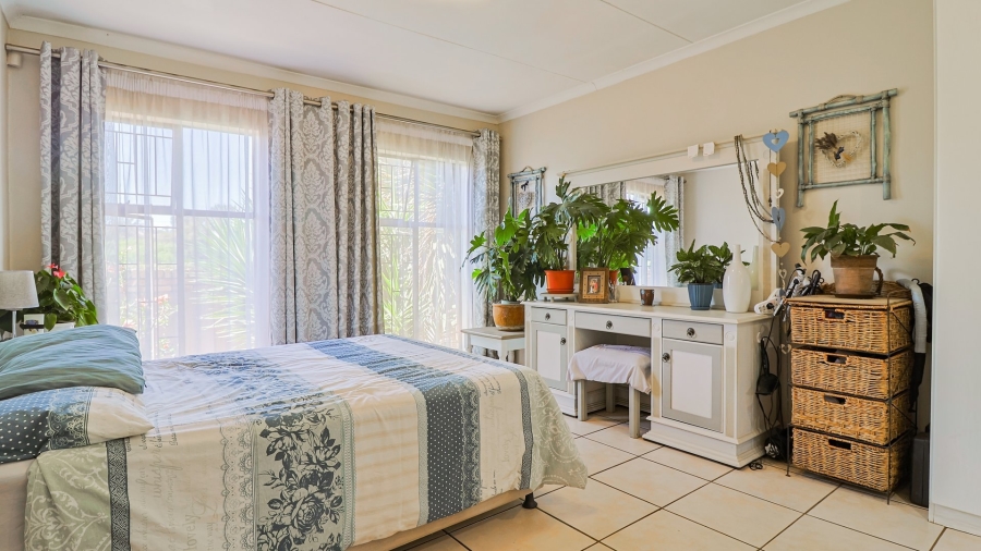 3 Bedroom Property for Sale in New Redruth Gauteng