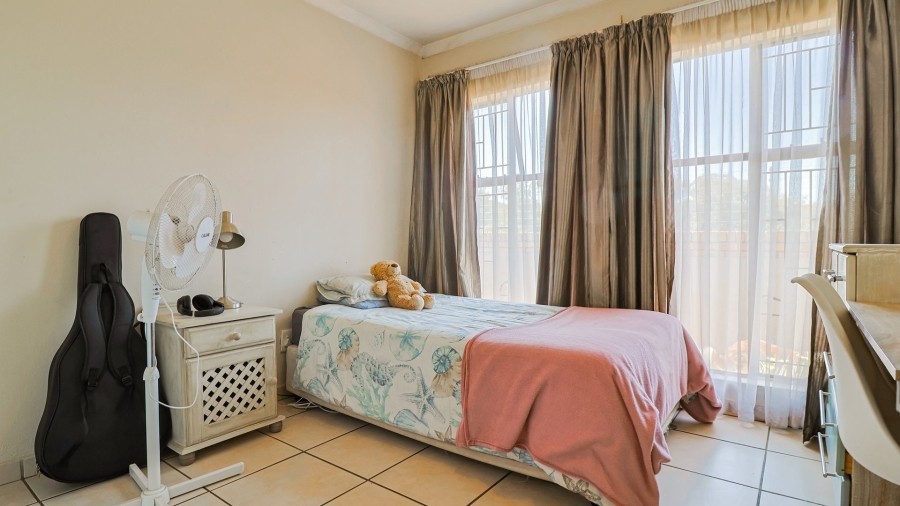 3 Bedroom Property for Sale in New Redruth Gauteng