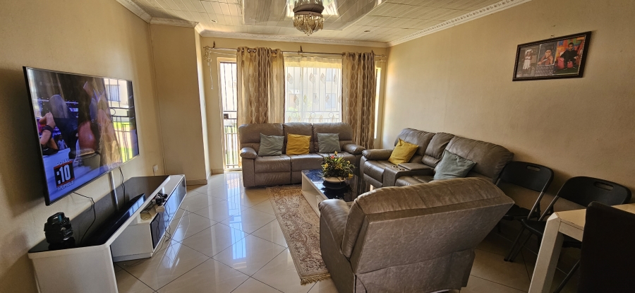 3 Bedroom Property for Sale in South Crest Gauteng