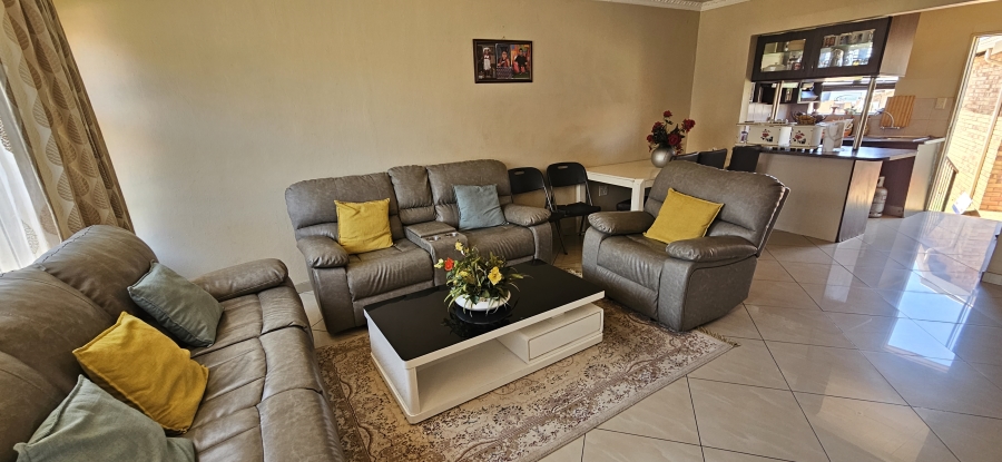 3 Bedroom Property for Sale in South Crest Gauteng