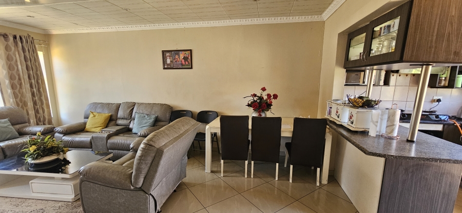 3 Bedroom Property for Sale in South Crest Gauteng