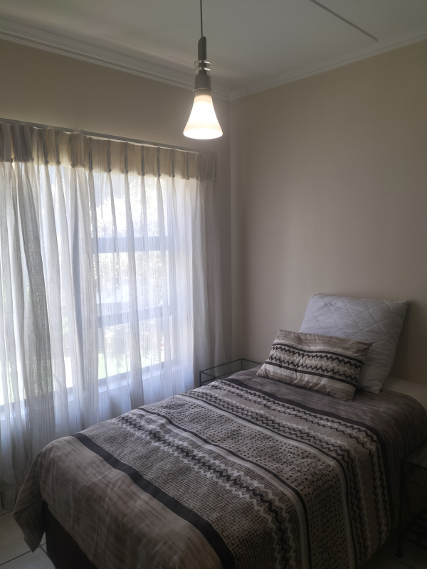 2 Bedroom Property for Sale in Greenstone Hill Gauteng