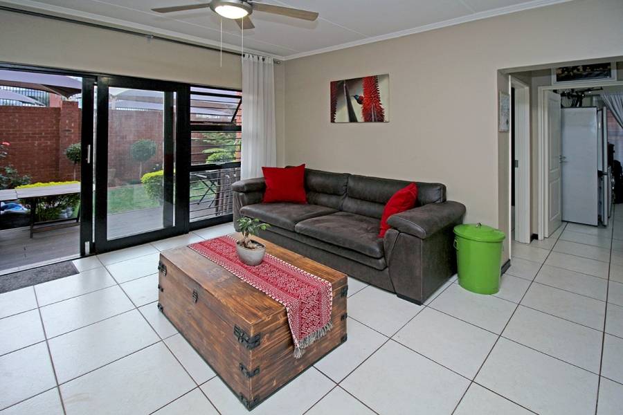 2 Bedroom Property for Sale in Greenstone Hill Gauteng