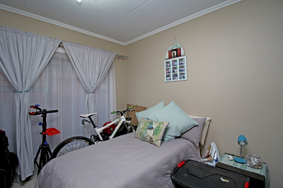 2 Bedroom Property for Sale in Greenstone Hill Gauteng