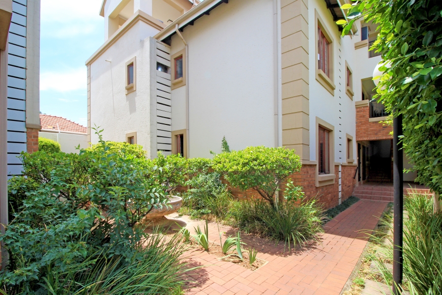 2 Bedroom Property for Sale in Silvamonte Gauteng