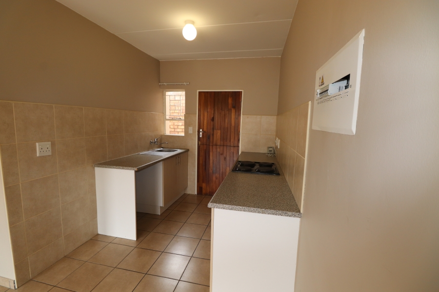 To Let 2 Bedroom Property for Rent in Terenure Gauteng