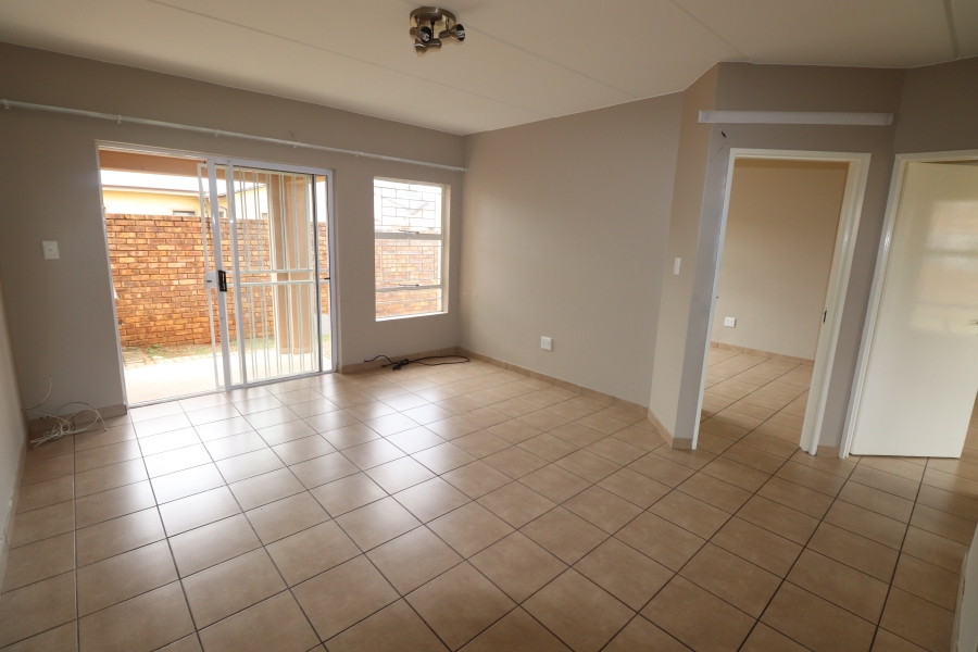 To Let 2 Bedroom Property for Rent in Terenure Gauteng