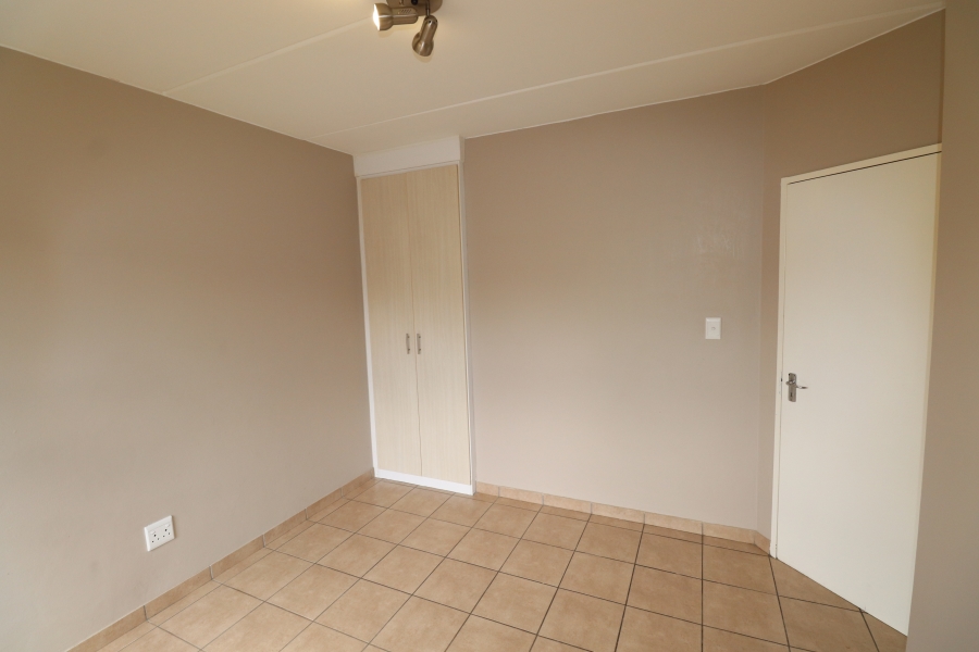 To Let 2 Bedroom Property for Rent in Terenure Gauteng