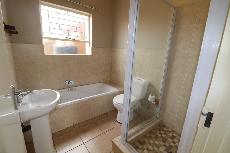 To Let 2 Bedroom Property for Rent in Terenure Gauteng