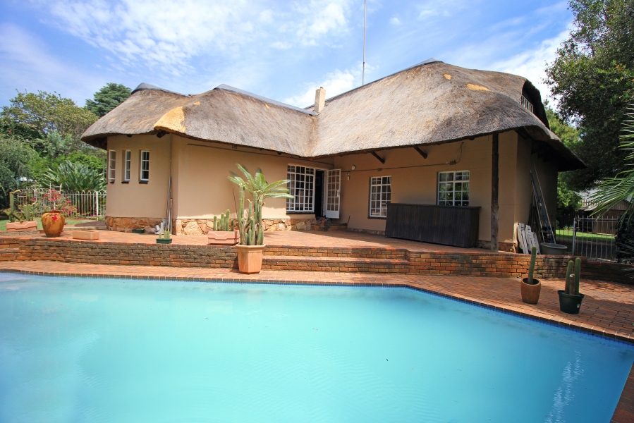 4 Bedroom Property for Sale in Weltevreden Park Gauteng