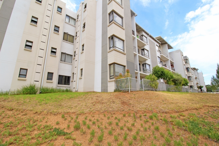 2 Bedroom Property for Sale in Broadacres Gauteng