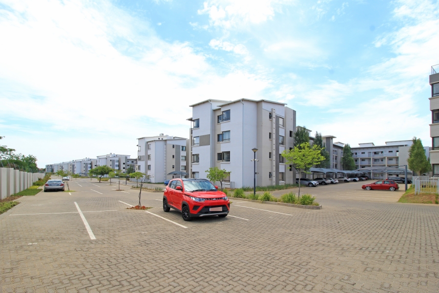 2 Bedroom Property for Sale in Broadacres Gauteng