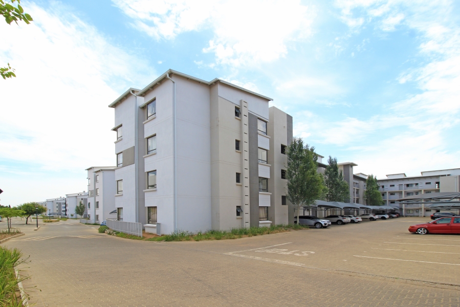 2 Bedroom Property for Sale in Broadacres Gauteng