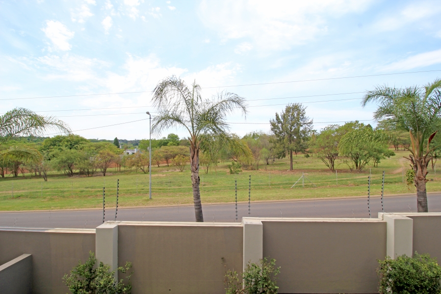 3 Bedroom Property for Sale in Broadacres Gauteng