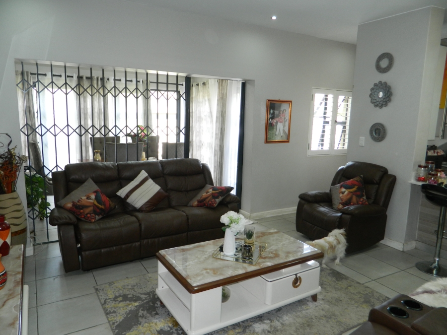 3 Bedroom Property for Sale in Equestria Gauteng