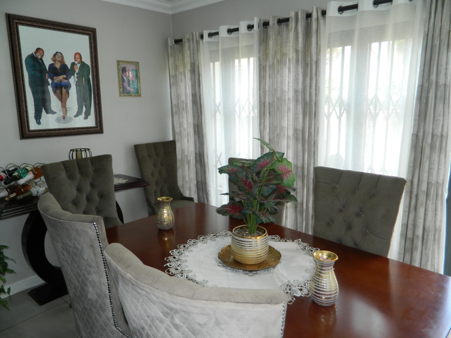 3 Bedroom Property for Sale in Equestria Gauteng