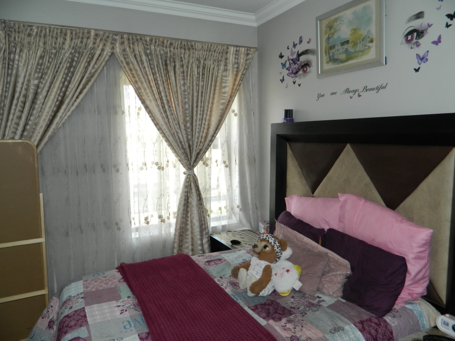 3 Bedroom Property for Sale in Equestria Gauteng