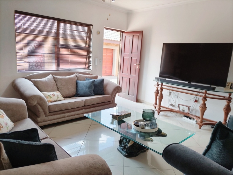 3 Bedroom Property for Sale in New Redruth Gauteng