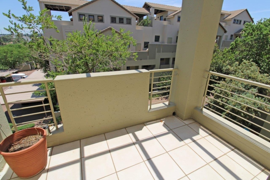 To Let 1 Bedroom Property for Rent in Bryanston Gauteng