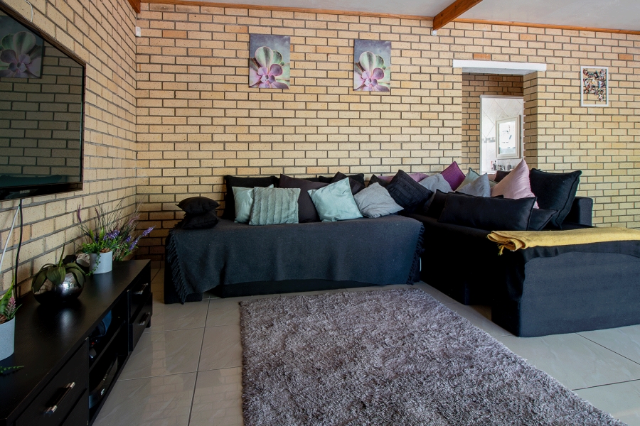 3 Bedroom Property for Sale in Marloo AH Gauteng