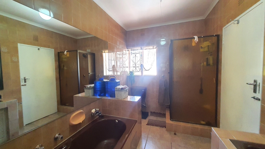 4 Bedroom Property for Sale in Florida Gauteng