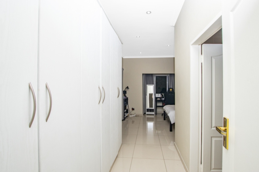 2 Bedroom Property for Sale in Parkview Gauteng