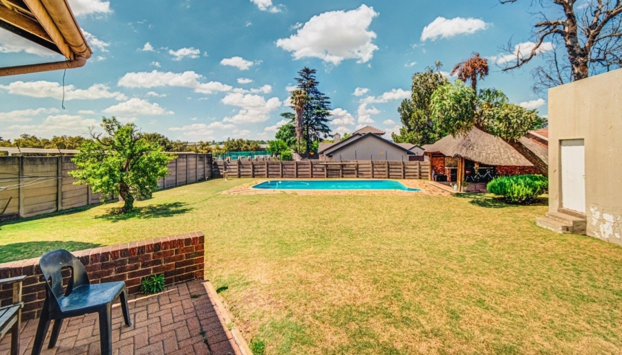 9 Bedroom Property for Sale in Eastleigh Gauteng