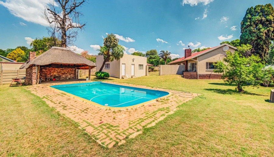 9 Bedroom Property for Sale in Eastleigh Gauteng