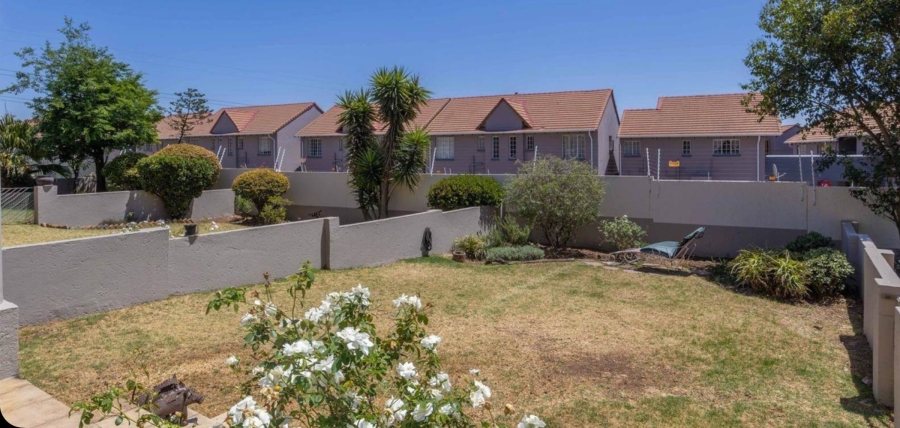 2 Bedroom Property for Sale in Eden Glen Gauteng