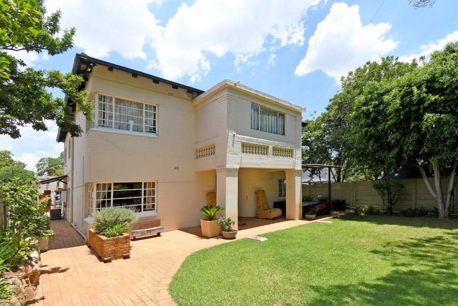 4 Bedroom Property for Sale in Highlands North Gauteng