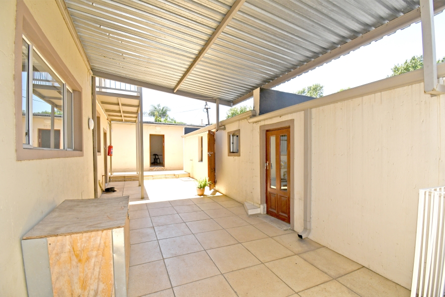 3 Bedroom Property for Sale in Highlands North Gauteng