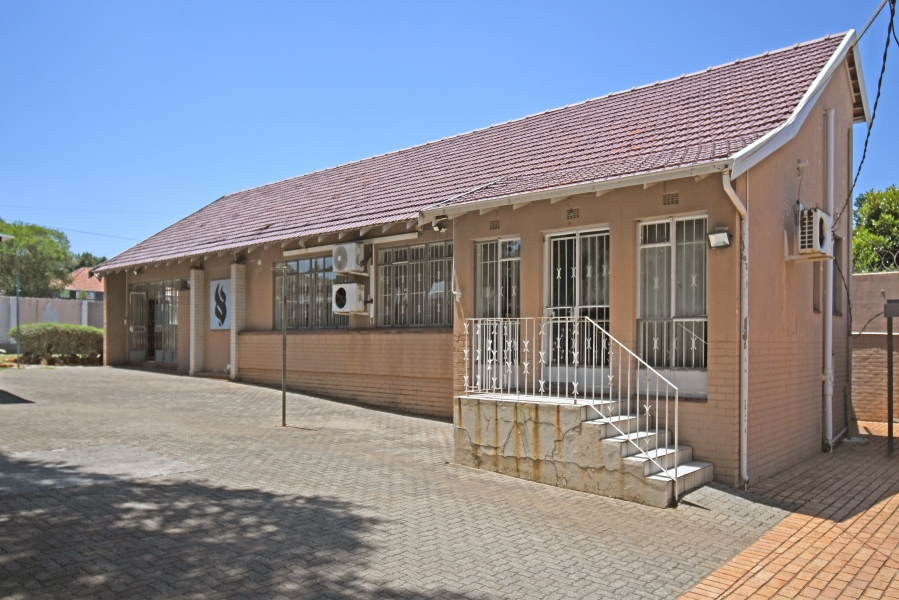 4 Bedroom Property for Sale in Cheltondale Gauteng