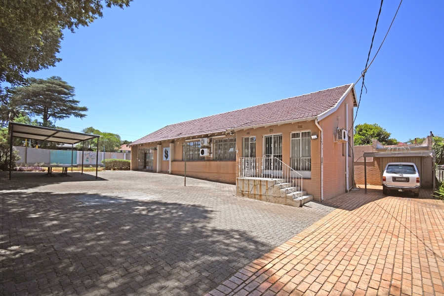 4 Bedroom Property for Sale in Cheltondale Gauteng