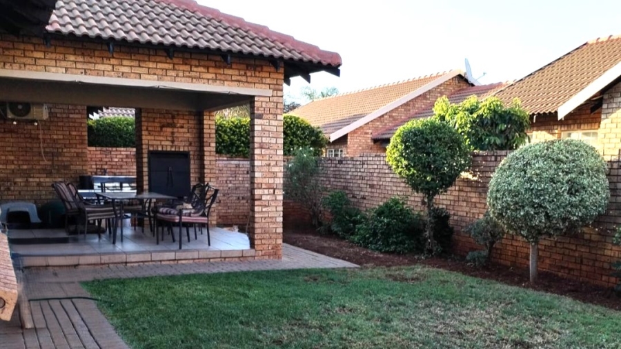 3 Bedroom Property for Sale in Annlin Gauteng